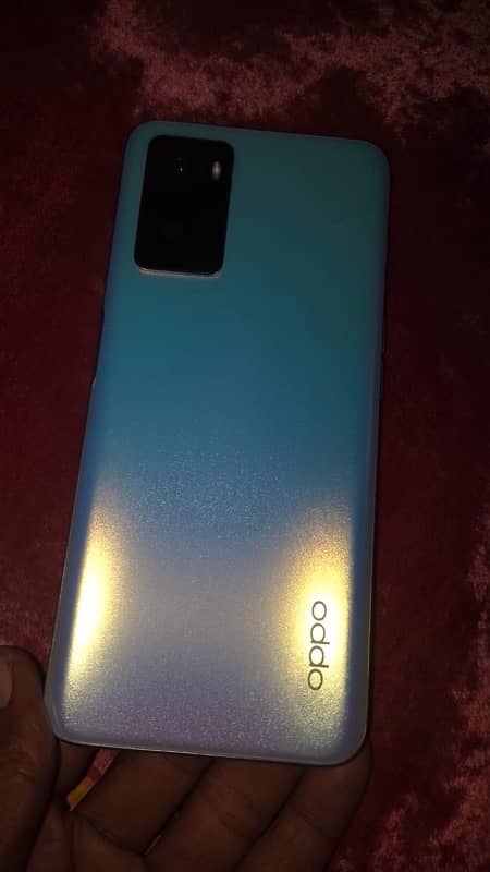 OPPO A76 3