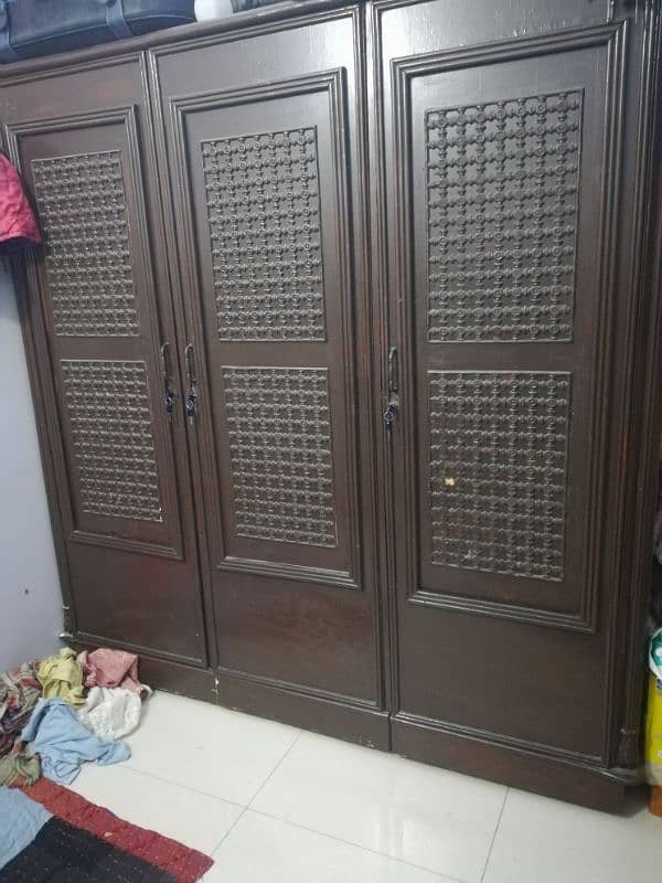 almari for sale urgent 7