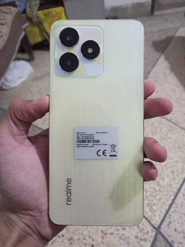 Realme C53 6/128 5