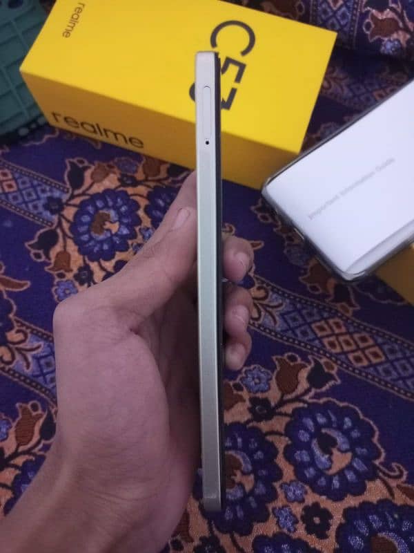 Realme C53 6/128 6