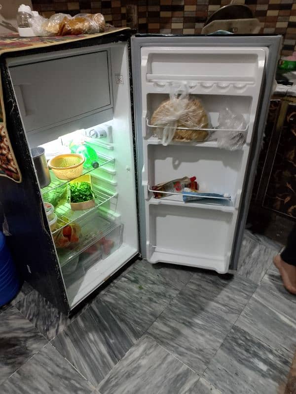 brand new fridge just 6 month used 2