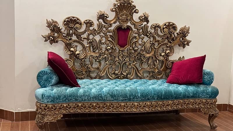 Hand made Royal style sofa set with holden head rest 2