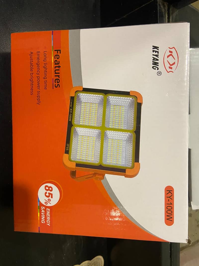 Solar travel light and powerbank 2