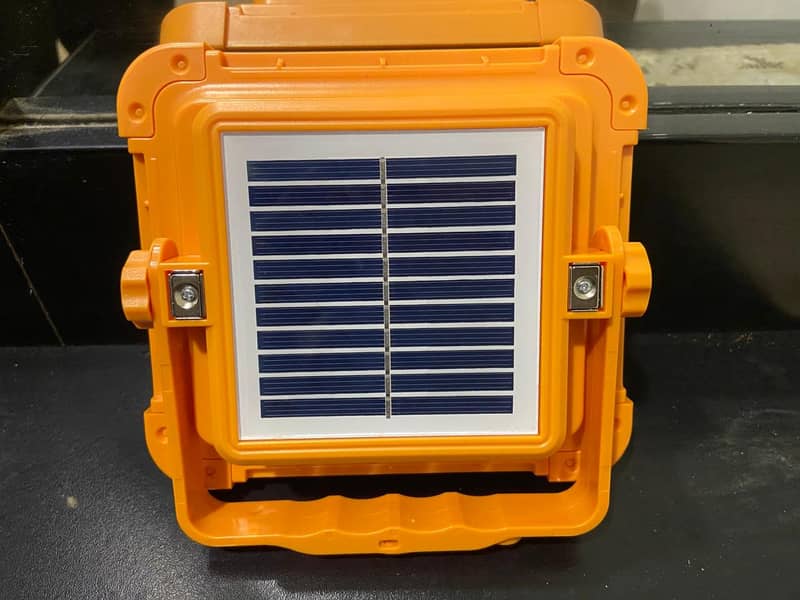 Solar travel light and powerbank 11