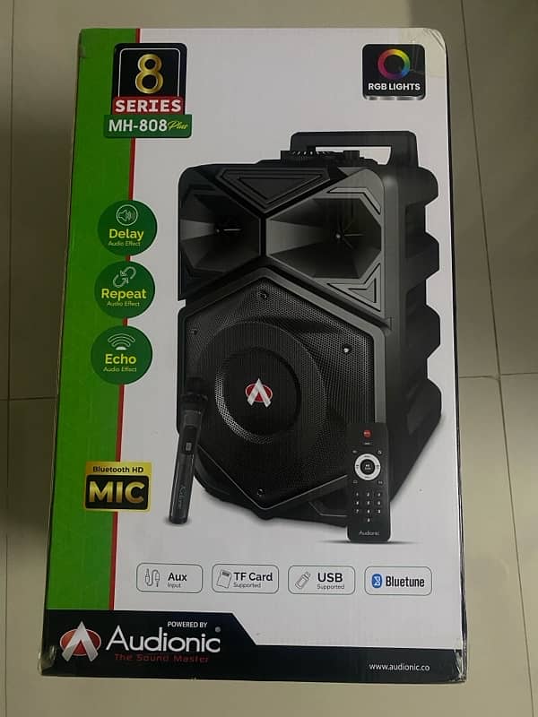 AUDIONIC- original series 8 MH-808 plus speaker 0