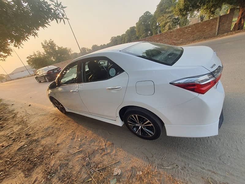 Toyota Altis Grande 2021 1