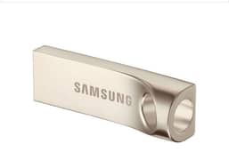 Samsung and  Hp flash drive 32gb. New