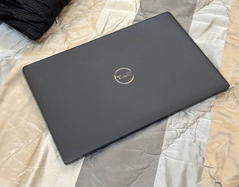 Dell Latitude 3520 6