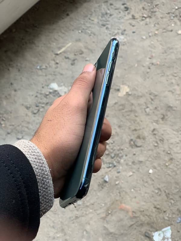 iphone 11 pro max pta approved 4