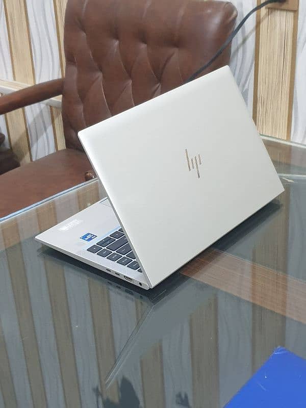 hp elitebook 840 g8 i7/11gen 0