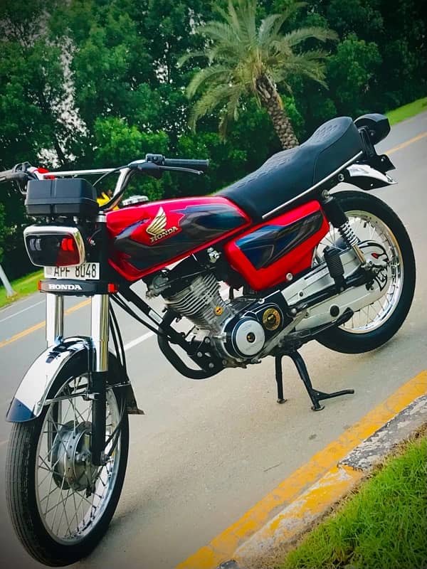 Honda 125 2022 6