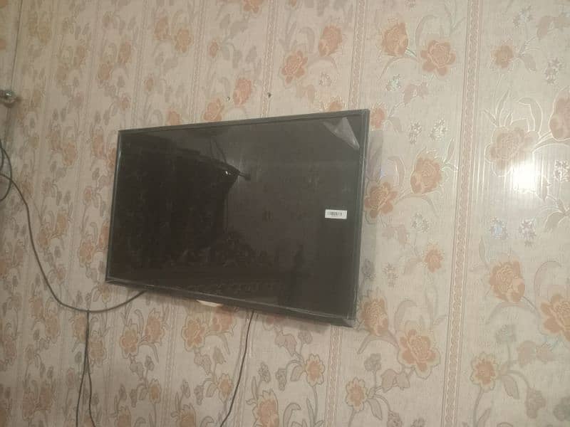 Samsung LED 32 INCH 0