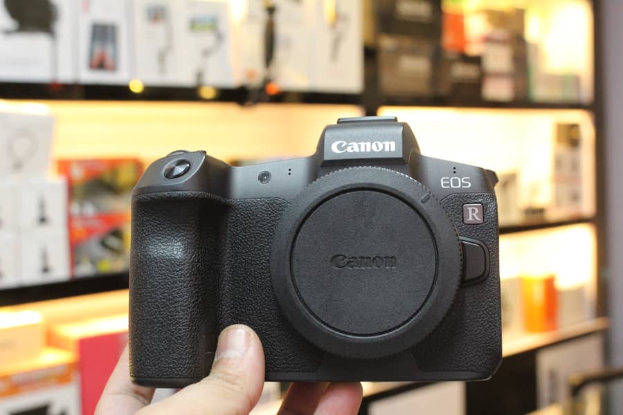 Canon EOS R Body Only 0