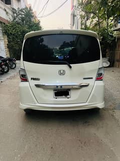 Honda Freed 2012