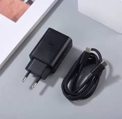 Motorola 30watt original box plugged charger 03234806676