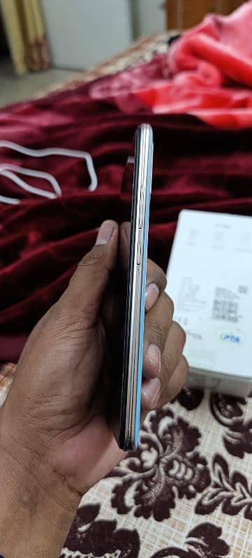 Vivo Y 19  4GB Ram 128 GB Rom 7