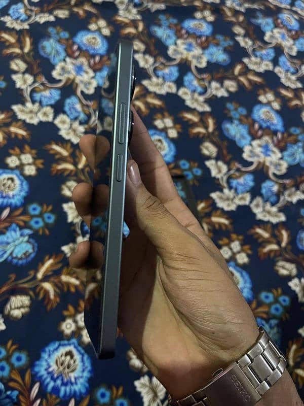 Redmi Note 13 Pro 8GB/256GB , 200MP Condition 10/10 1st owner 2