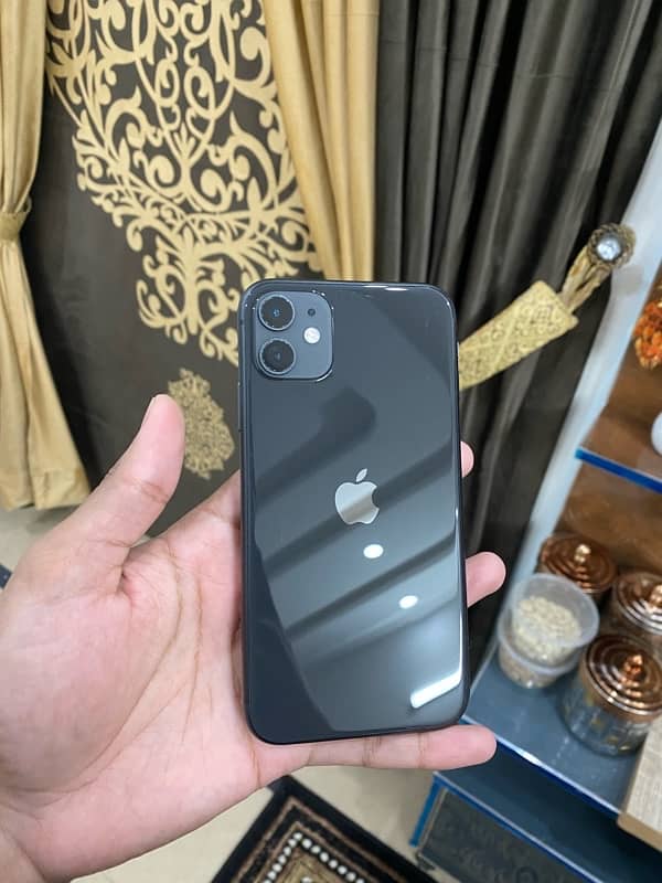 iPhone 11 64GB Factory Unlock 0