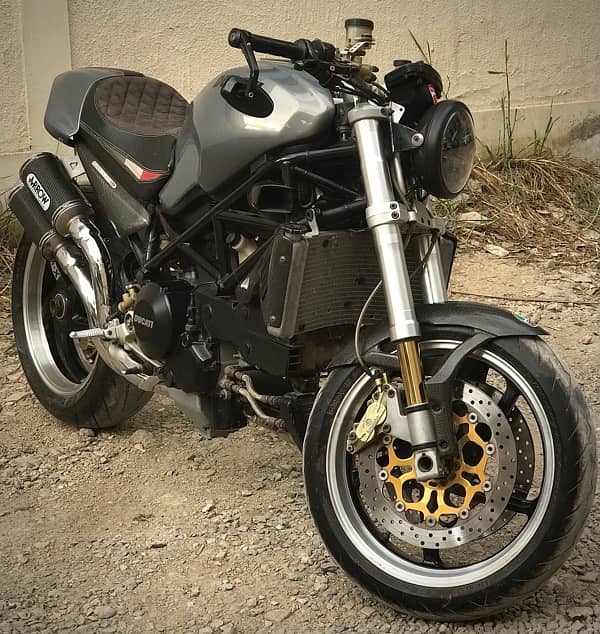 Ducati Monster S4R (2004) 1