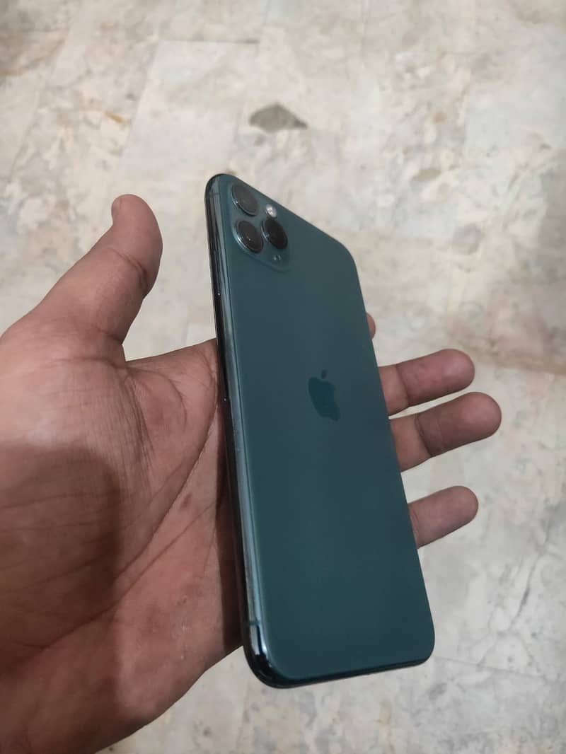 Apple iPhone 11 Pro Max 1