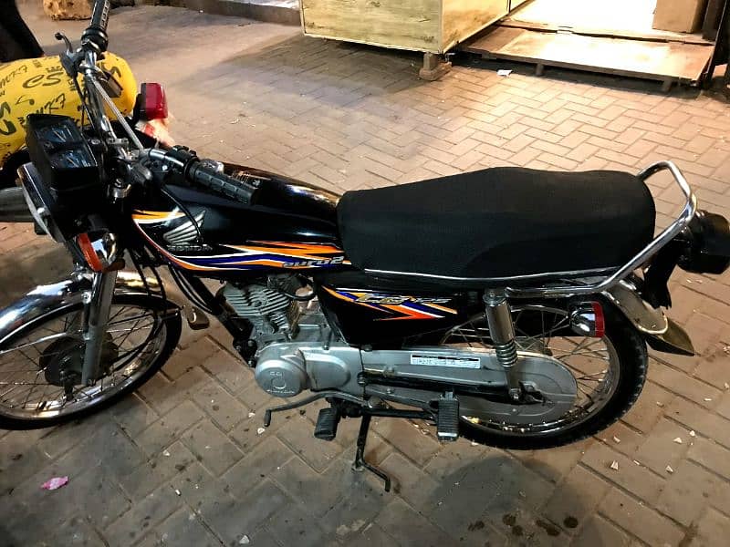 Honda 125 2018 model new condition 0317377109 3