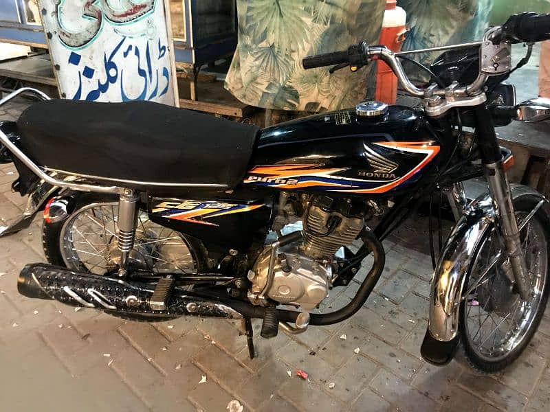 Honda 125 2018 model new condition 0317377109 4