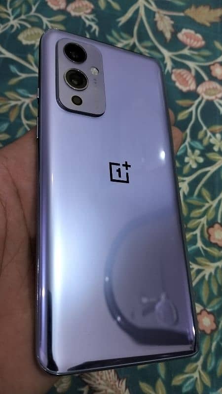 OnePlus 9 3