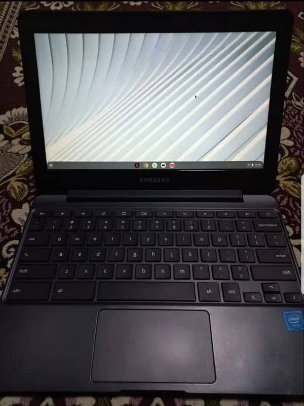 Samsung crome book 2