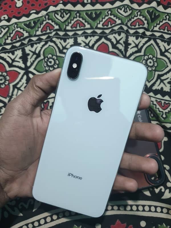 iphone xs max 1