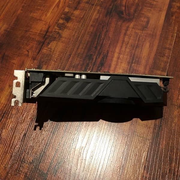 Gigabyte NVIDIA GTX 1050ti oc low profile 5