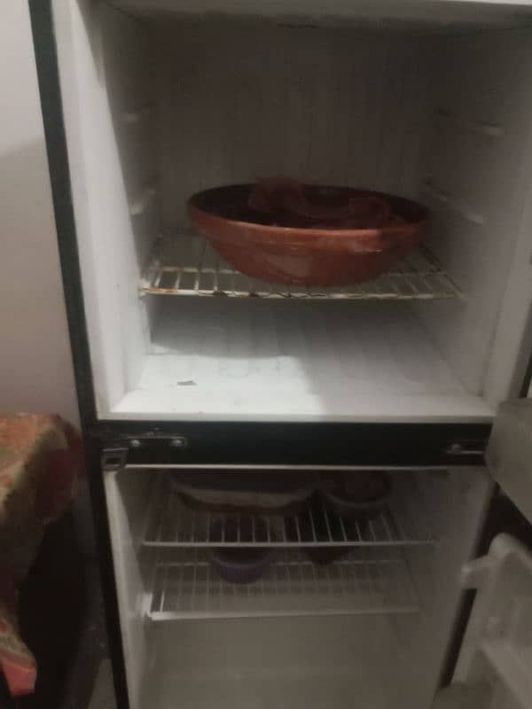 good condition and good cooling 3