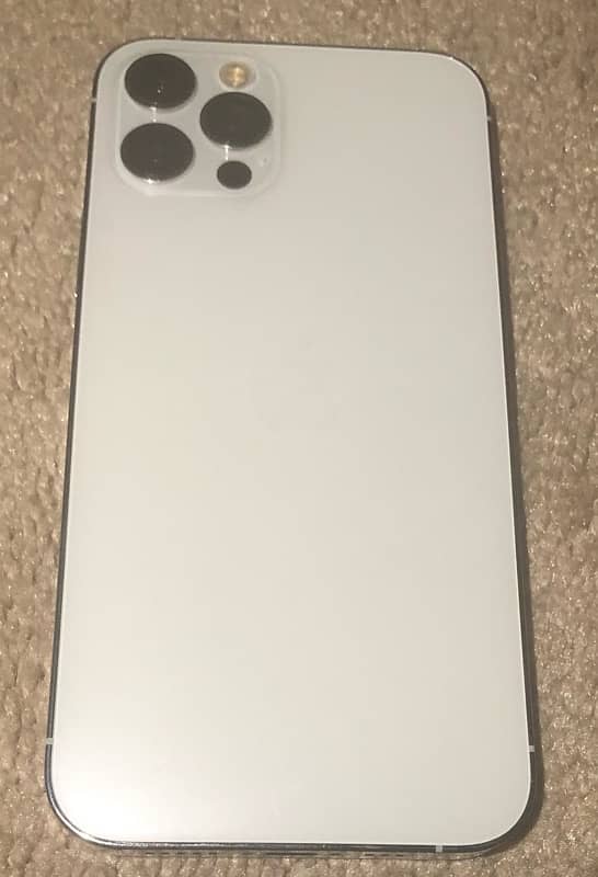 iPhone 12 pro - 128 Gb in excellent condition -  color white 1