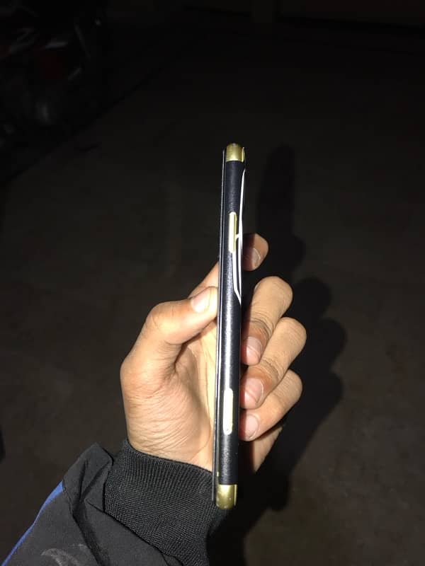 iphone 11 urgent sale 2