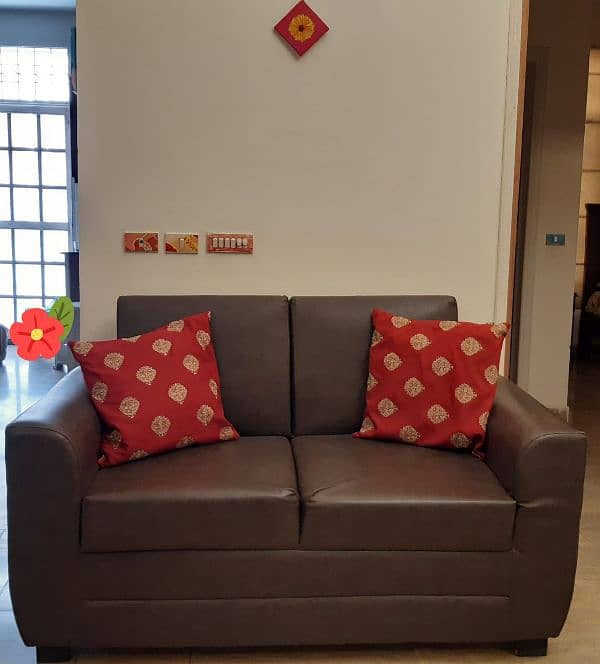 5 seater sofa set (hardly used) 1