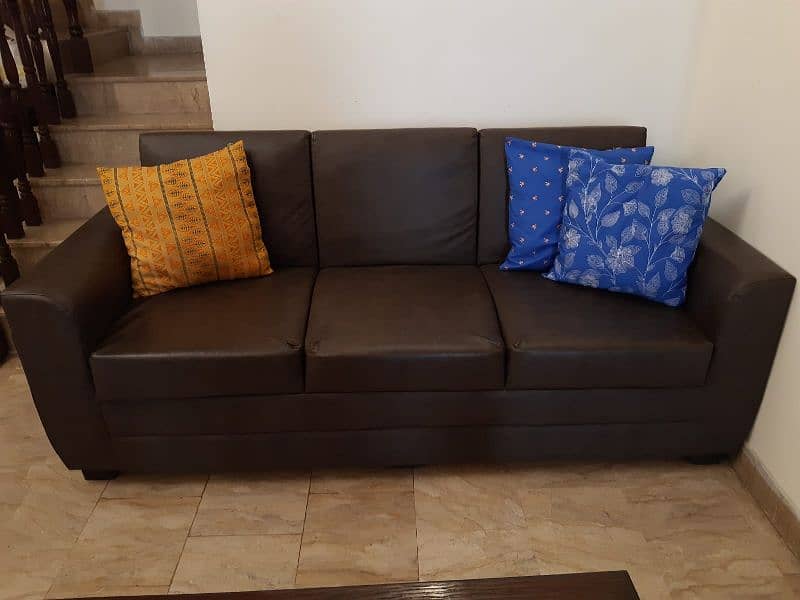 5 seater sofa set (hardly used) 2