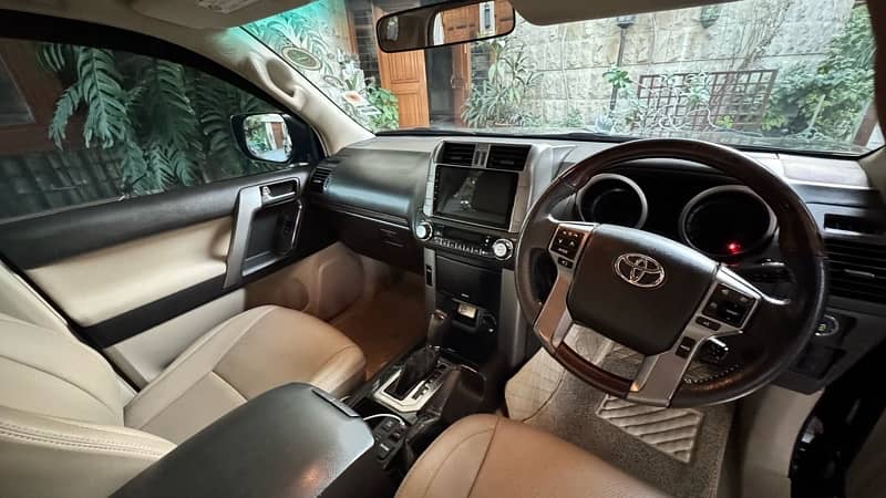 Toyota Prado 2012 10