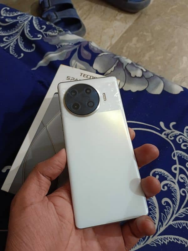 Spark 20 pro plus 0