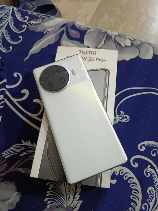 Spark 20 pro plus 5