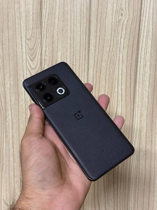 OnePlus 10 Pro (Offical PTA APPROVED) 12-256GB 1