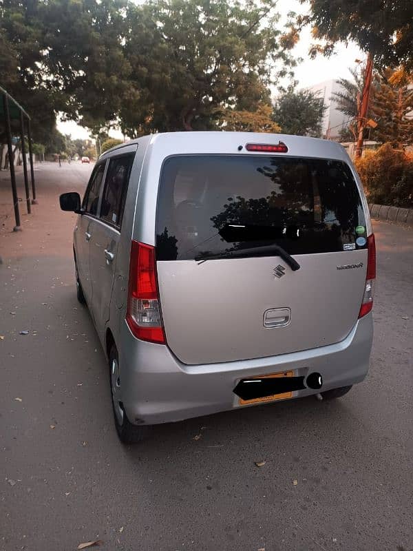 Suzuki Wagon R 2015 1