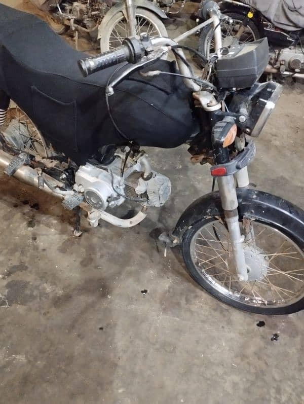 selling unique 70cc 1