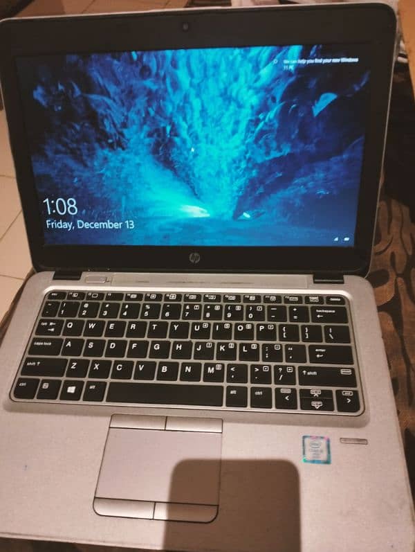 hp 830 elite book good condition 2