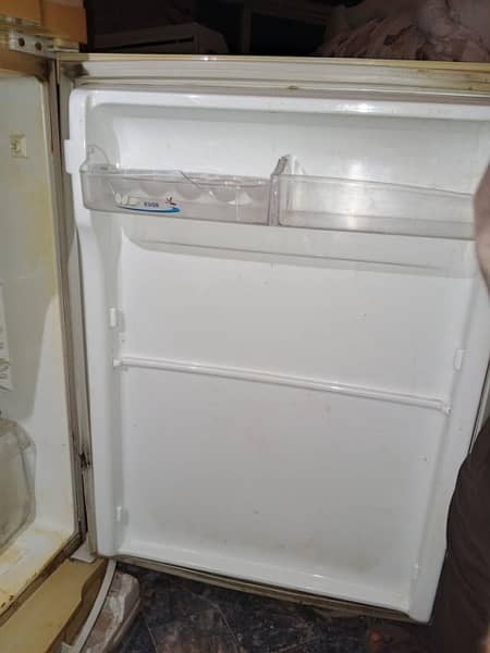 PEL Fridge for sale 2 door 4