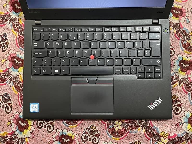 Lenovo x 260  Core i3 6th generation 3