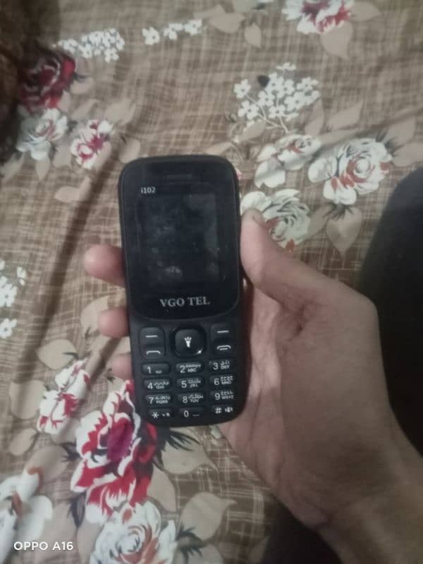 10 by 10 condition hai vivo tel ka mobile hai 0