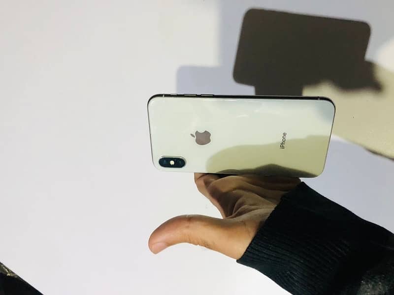 Apple IPhone X 3