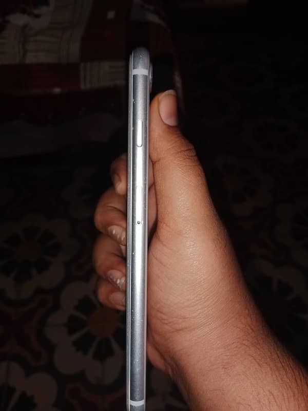 iphone 8 256gb non pta condition 10/9 3