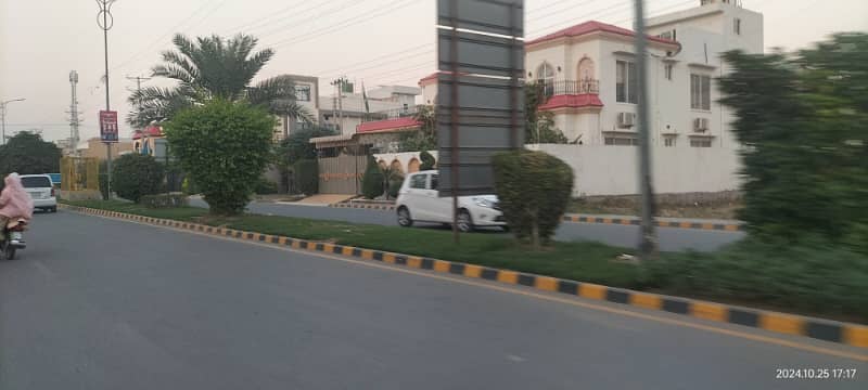 10 Marla Residential Plot for sale in Al Rehman Garden Phase 2 Lahore 4