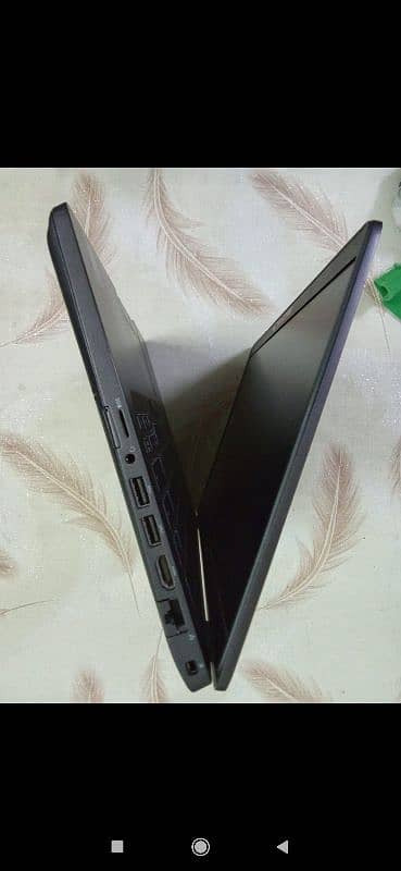 Dell 5400 i5 8th 0