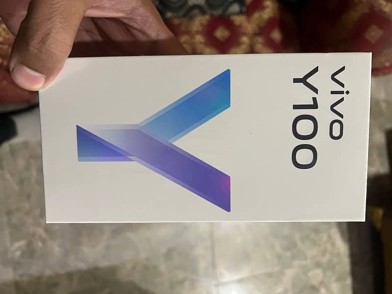 new vivo y100 mobile for sale (urgent) 1